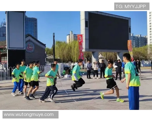 探索校内体育俱乐部的多元活动与学生身心健康的关系